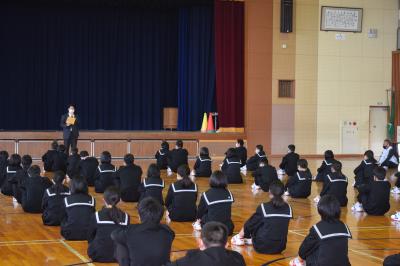 学年集会